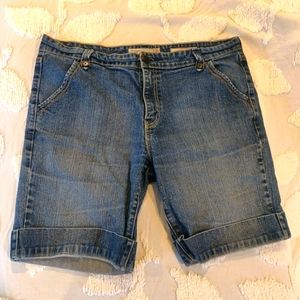 Levi's Bermuda Jean Shorts 12